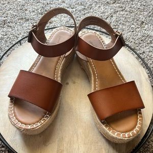 Crochet platform sandals